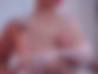 EmilyBell's Live Sex Cam Show