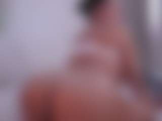 EmilyBell's Live Sex Cam Show