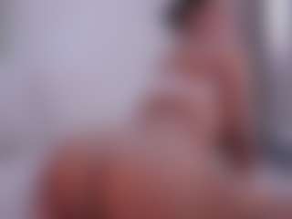 EmilyBell's Live Sex Cam Show