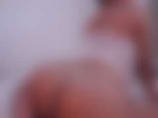 EmilyBell's Live Sex Cam Show
