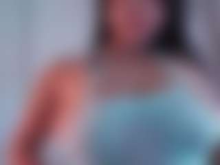 Live cam show with EmilyBell - Big Tits on Dare Cams