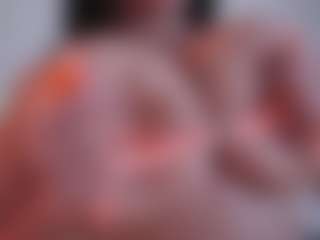 EmilyBell's Live Sex Cam Show