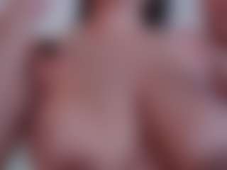 Show de cam en vivo con EmilyBell - Lovense en Camsoda