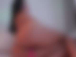 Live cam show with EmilyBell - Lingerie on Camsoda