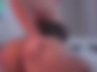 EmilyBell's Live Sex Cam Show