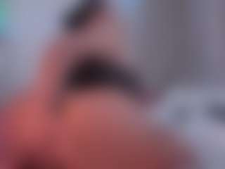 EmilyBell's Live Sex Cam Show