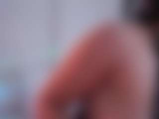 EmilyBell's Live Sex Cam Show