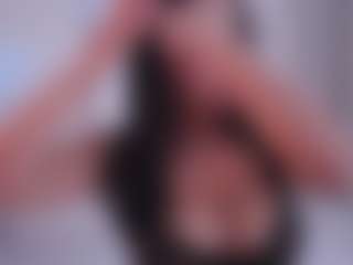 Live cam show with EmilyBell - Oil on Taboo Cams XXX