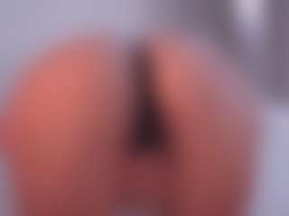 EmilyBell's Live Sex Cam Show