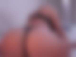 EmilyBell's Live Sex Cam Show