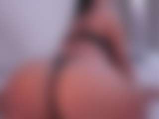 EmilyBell's Live Sex Cam Show