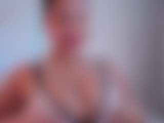 EmilyBell's Live Sex Cam Show
