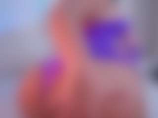 EmilyBell's Live Sex Cam Show