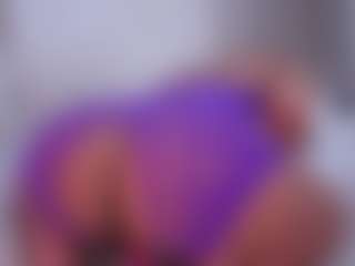 EmilyBell's Live Sex Cam Show