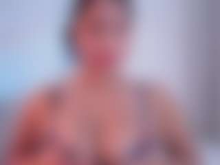 EmilyBell's Live Sex Cam Show