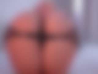 EmilyBell's Live Sex Cam Show