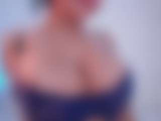 EmilyBell's Live Sex Cam Show