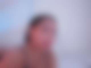 EmilyBell's Live Sex Cam Show