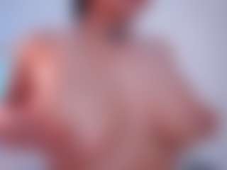 EmilyBell's Live Sex Cam Show
