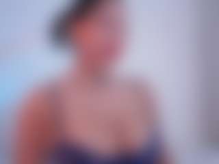 EmilyBell's Live Sex Cam Show