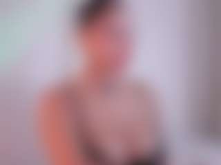 EmilyBell's Live Sex Cam Show