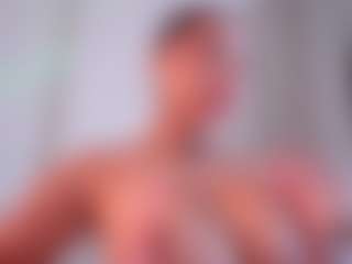 EmilyBell's Live Sex Cam Show