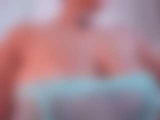 EmilyBell's Live Sex Cam Show