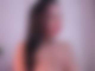EmilyBell's Live Sex Cam Show