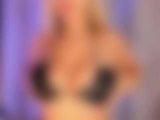 Lilii Moon's Live Sex Cam Show