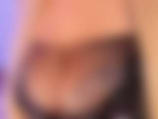 Lilii Moon's Live Sex Cam Show