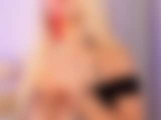 Lilii Moon's Live Sex Cam Show