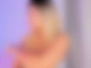 Lilii Moon's Live Sex Cam Show