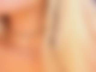 Lilii Moon's Live Sex Cam Show