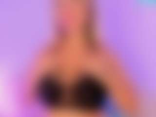 Lilii Moon's Live Sex Cam Show