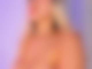 Lilii Moon's Live Sex Cam Show