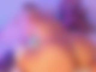 Live cam show with Lilii Moon - Public Curvy on pussylord.com