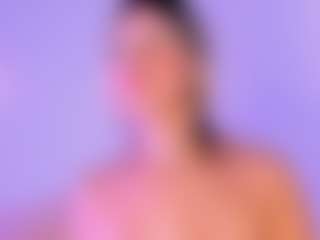 Live cam show with Lilii Moon - Sporty on Uber Horny