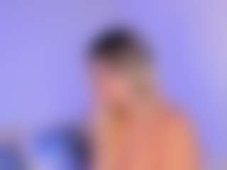 Live-Cam-Show mit Lilii Moon - Bitch auf Camsoda