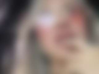 Lilii Moon's Live Sex Cam Show