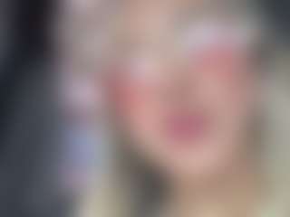 Lilii Moon's Live Sex Cam Show
