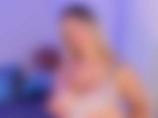 Lilii Moon's Live Sex Cam Show