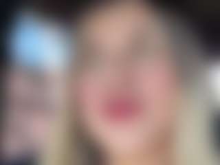 Lilii Moon's Live Sex Cam Show