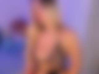Lilii Moon's Live Sex Cam Show