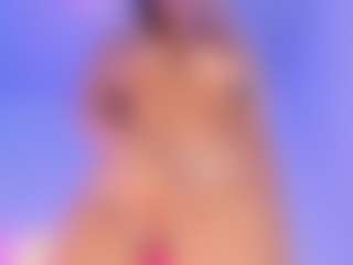 Live cam show with Lilii Moon - Slimthick on Camsoda