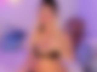 Live cam show with Lilii Moon - Tease Big Tits on Stripli.com