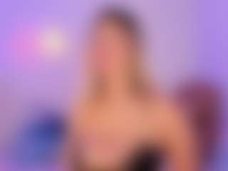 Live cam show with Lilii Moon - Public Lovense on Lustler