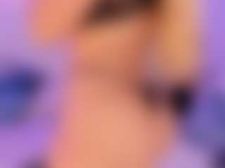 Live cam show with Lilii Moon - BBW Toys on Camsoda.co