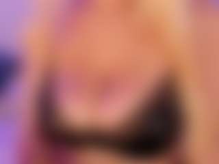 Lilii Moon's Live Sex Cam Show