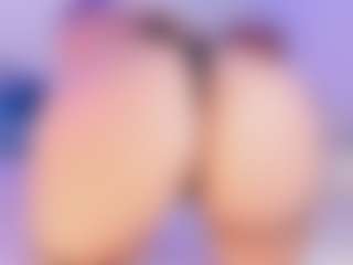 Lilii Moon's Live Sex Cam Show