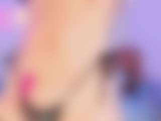 Live cam show with Lilii Moon - Public Lovense on milfzrlive.com